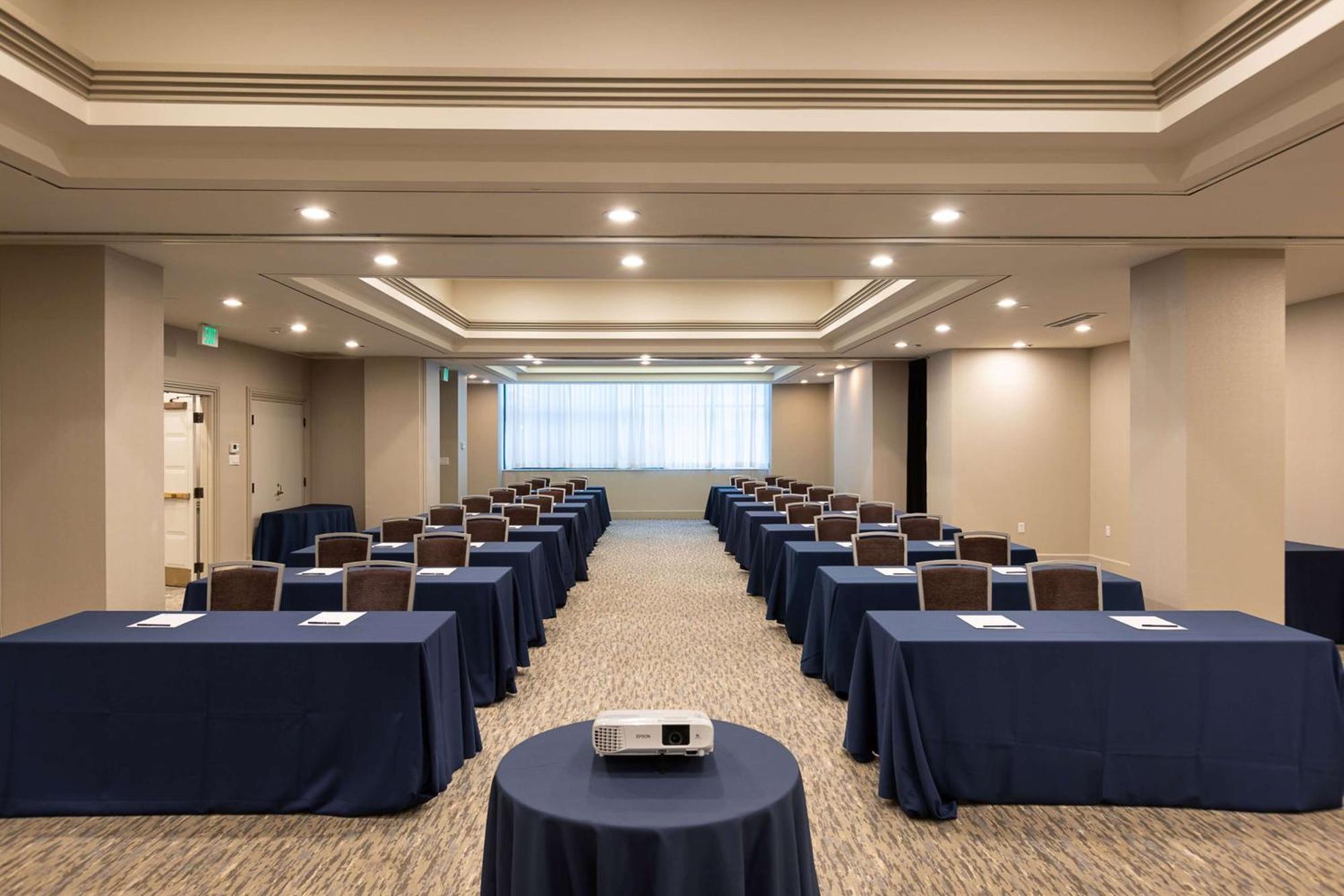 Inn At The Colonnade Baltimore - A Doubletree By Hilton Hotel Buitenkant foto