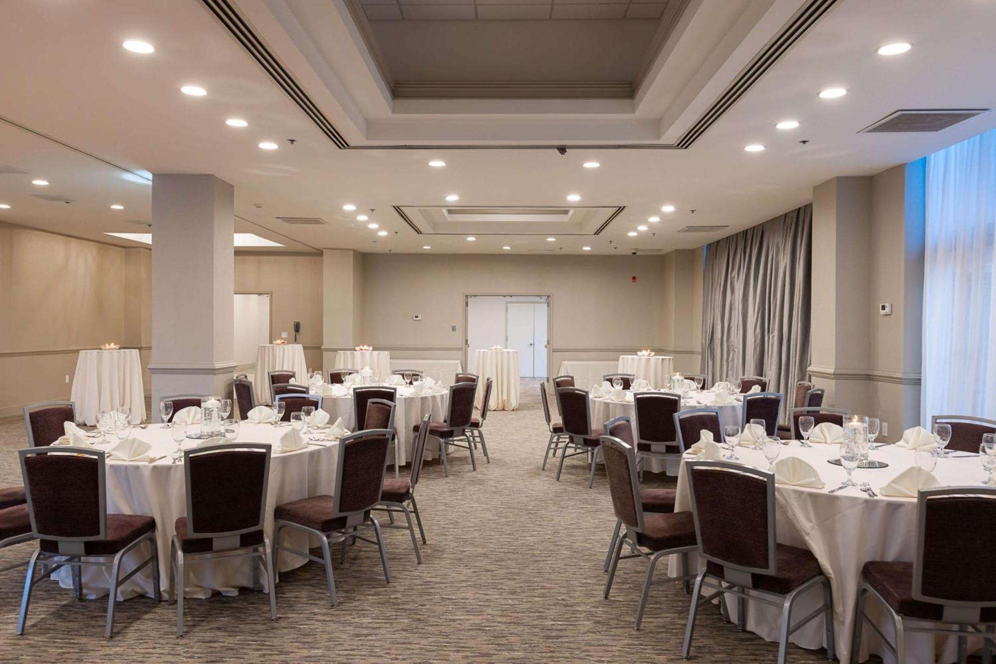 Inn At The Colonnade Baltimore - A Doubletree By Hilton Hotel Buitenkant foto