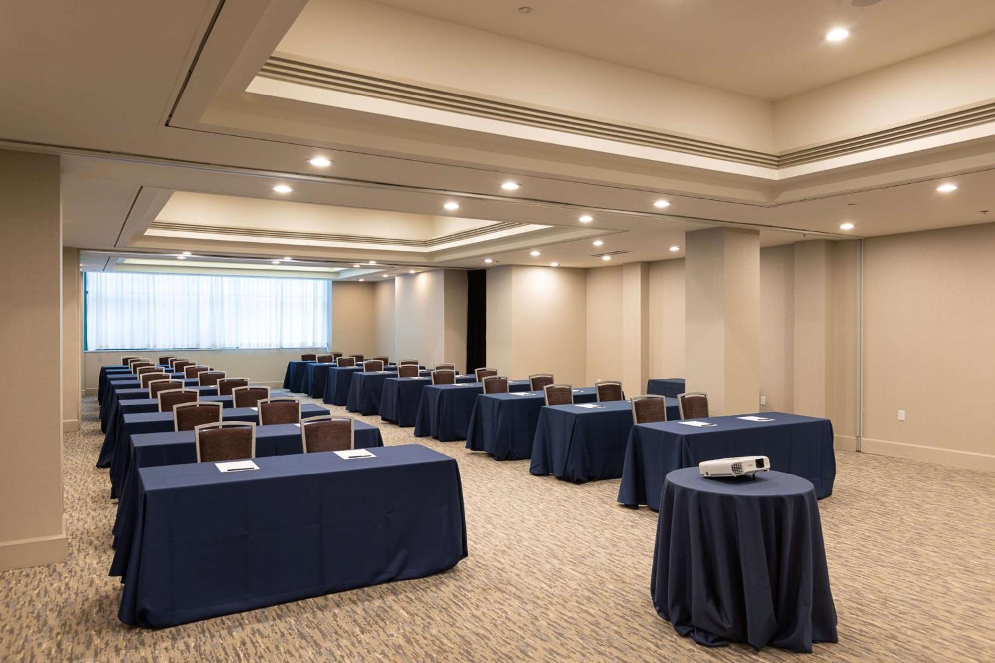 Inn At The Colonnade Baltimore - A Doubletree By Hilton Hotel Buitenkant foto